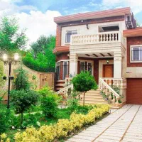 خانه باغ زیبا