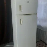 یخچال فریزر سالم درحال کار