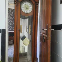 ساعت ایستاده چوبی