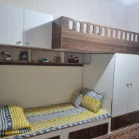 تخت دو طبقه با کلی کمد