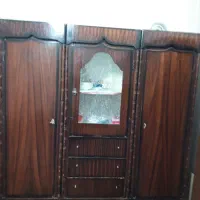 کمد ۳ تکه ای تمیز و مرتب