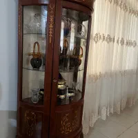 بوفه کاملا سالم بدون هیچ خشی