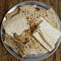 فروش نان خشک کیلویی ۱۰ تومان