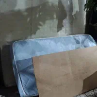 تخت خواب وخوش خواب