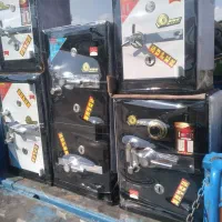 بورس گاوصندوق کلیدی و رمزی ۲۵۵۶