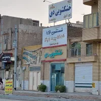 اجاره ملک تجاری و مسکونی دو و نیم طبقه|اجارهٔ مغازه و غرفه|قم, شاه احمد قاسم|دیوار