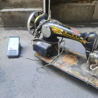 چرخ خیاطی قدیمی