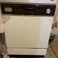 ماشین ظرفشویی