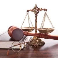 وکیل دادگستری و مشاوره تلفنی رایگان
