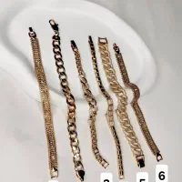 دستبند. مشابه طلا