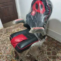 صندلی اداری و گیمری در حد نو