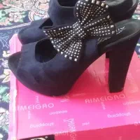 کفش مجلسی|کیف، کفش، کمربند|شیراز, پانصد دستگاه ارتش|دیوار