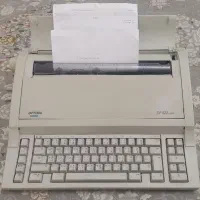 ماشین تایپ و تحریر قدیمی المانی|کلکسیون اشیاء عتیقه|قزوین, |دیوار