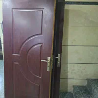 درب چوبی اتاقی درجه یک با قفل و دستگیره