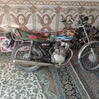 موتور هندا 125|موتورسیکلت|زهک, |دیوار