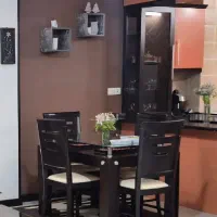 میز ناهارخوری ۴ نفره تقریبا نو