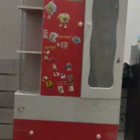 کمد اتاق بچه تقریبا سالم و نو