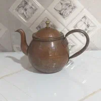 ۲ عدد قوری مسی، قمقمه مسی|قوری، کتری، قهوه‌ساز دستی|قم, باسکول|دیوار