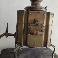 سماور 3پایه|کلکسیون اشیاء عتیقه|قم, منبع آب|دیوار