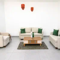 مبلمان راحتی و مینیمال لاریسا