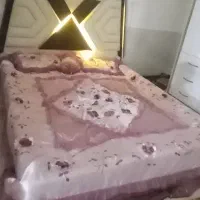 تخت خواب کاملا سالم وتمیز