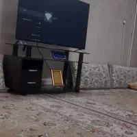 میز تلویزیون شیشه ای