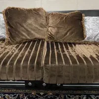 مبل و میز تلویزیون