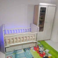 سرویس خواب کودک در حد نو(تشک رویال کیفیت عالی)|تخت و سرویس خواب|کرج, عظیمیه|دیوار