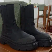 نیم بوت سایز ۳۹