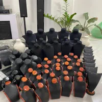 مانکن جواهرات