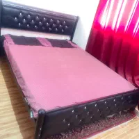 تخت دونفره فلزی