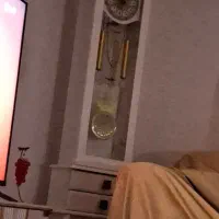 ساعت پایه دار