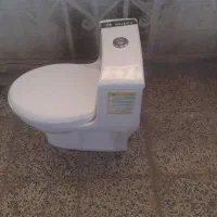 توالت فرنگی در حد نو