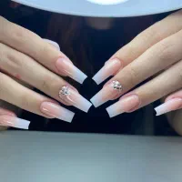 کاشت ناخن اموزش و ترمیم