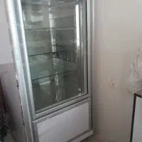 یخچال ایستاده کبابی و فر ساندویچ با پیتزا