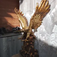 مجسمه عقاب طلایی|مجسمه، تندیس، ماکت|مشهد, بهمن|دیوار