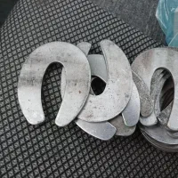 نعل اسب کهنه پاخورده|اسب و تجهیزات اسب‌سواری|تهران, خلیج فارس|دیوار