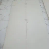 در کمد دیواری