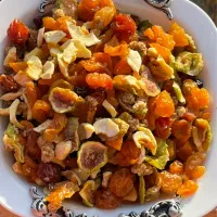 اجیل میوه خشک