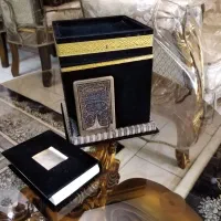 ماکت کعبه به همراه قرآن کریم عتیقه و قدیمی|کتاب و مجله مذهبی|اندیشه, اندیشه فاز ۱|دیوار
