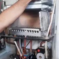 تعمیر و نصب پکیج آبگرمکن تصفیه آب و لوله کشی|خدمات پیشه و مهارت|اراک, |دیوار