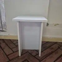 صندلی چوبی سفید