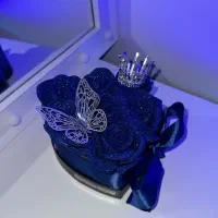 ماندگاری زیبایی برای لحظات شما|گل مصنوعی|یزد, |دیوار