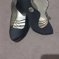 کفش|کیف، کفش، کمربند|نسیم‌شهر, |دیوار