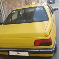 تاکسی مدل روئاسال مدل ۹۰