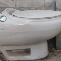 توالت فرنگی دیواری