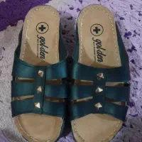 دمپایی زنونه