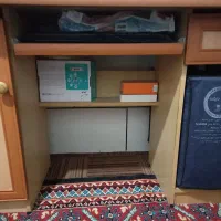 میز کامپیو تر تمیز وسالم