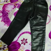 بچگانه|کفش و لباس بچه|میانه, |دیوار