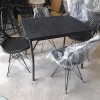 صندلی پایه چوبی سبز